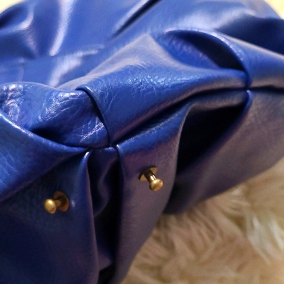 Matt by Matt & Nat - Picture 5 of 7